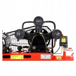 KOMPRESOR OLEJOWY 8BAR 200L 400V 3 TŁOKI 6,5KM SPRĘŻARKA OLEJOWA POMPA 720L