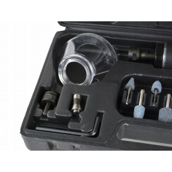 GEKO KOMPLET SZLIFIERKA PNEUMATYCZNA TRZPIENIOWA 75MM Z AKCESORIAMI G03142