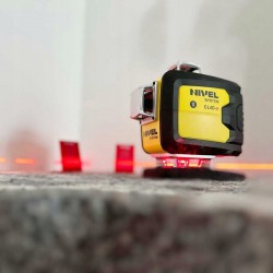 NIVEL SYSTEM LASER KRZYŻOWY 4D CZERWONY CL4D-R WALIZKA AKCES STATYW SJJM1EX