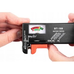 NEO TESTER BATERII I AKUMULATORKÓW 9V R3 AAA R6 AA R9 R14 R20 1,5V 94-009