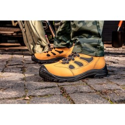 BUTY TRZEWIKI ROBOCZE OCHRONNE SKÓRZANE S3 SRC BEZ METALU NEO 82-125 r. 44