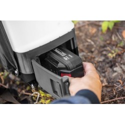 GRAPHITE OPRYSKIWACZ PLECAKOWY AKUMULATOROWY ELEKTRYCZNY 15L 18V +DYSZE 2Ah