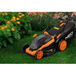 NEO KOSIARKA AKUMULATOROWA 36V 380MM KOSZ 45L BEZSZCZOTKOWA DO TRAWY 38cm