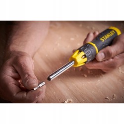 STANLEY FATMAX MULTI-BIT WKRĘTAK Z GRZECHOTKĄ +WYMIENNE KOŃCÓWKI 0-68-010