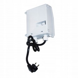 PUSZKA ROZRUCHOWA SKRZYNKA 2,2kW/230 80uF 20A ZABEZPIECZENIE POMP