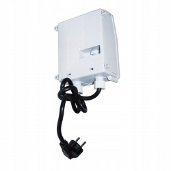 PUSZKA ROZRUCHOWA SKRZYNKA 1,1kW/230 45uF 12A ZABEZPIECZENIE POMP