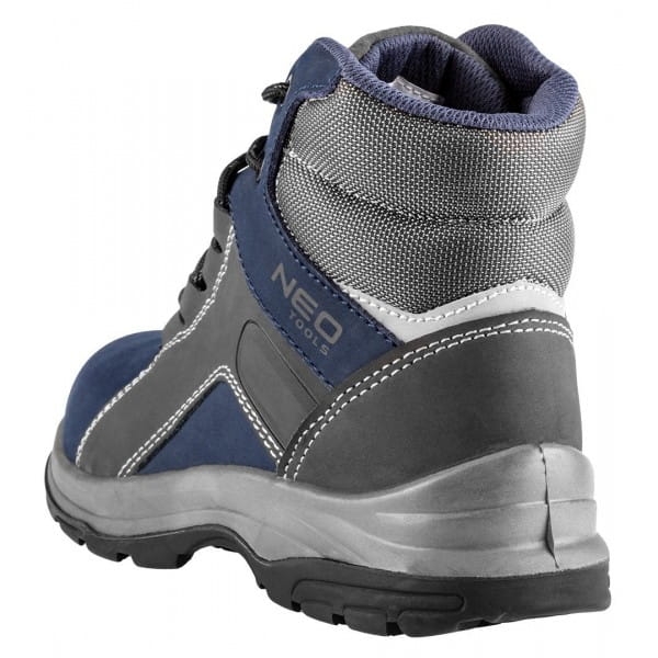 be581836f37650d09012ca6c01dd5d01