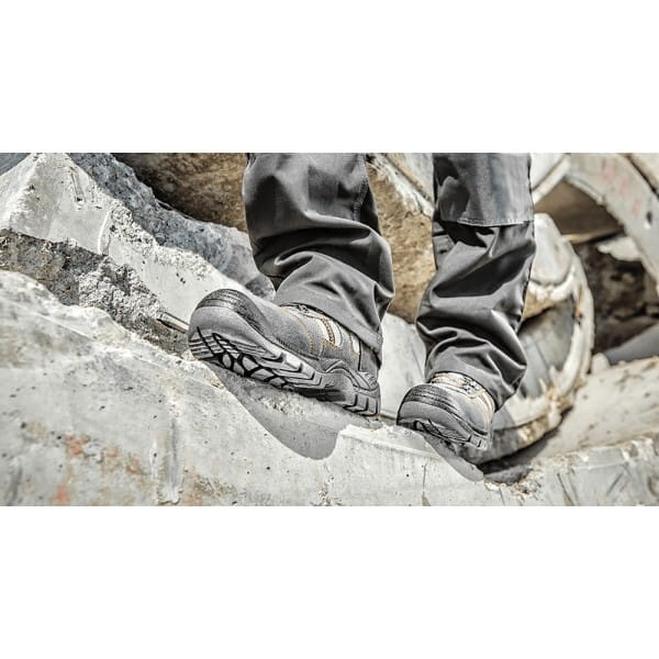 a4f151a1d1686bdb47c7267e9b4ed2e5