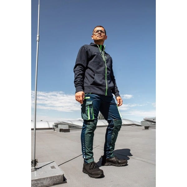 bbd417c80a5932595c4ef7f19ae4945f