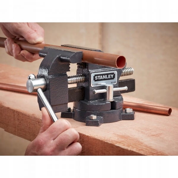 061b9e75440290996d414eaa8801efe7