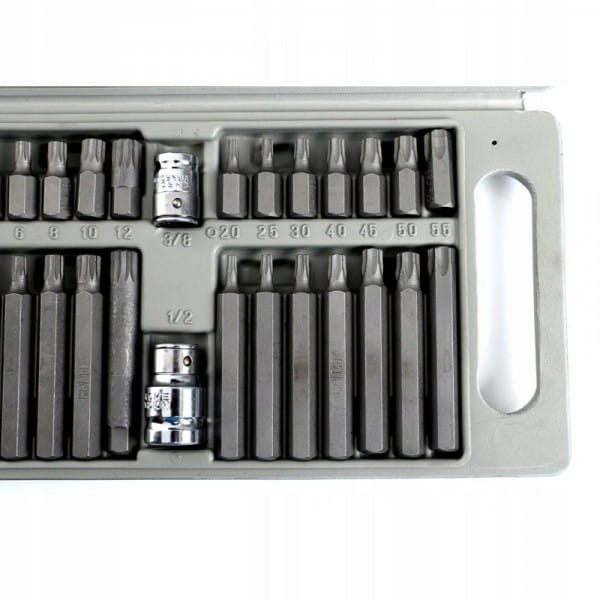 2293791790c561258a3b165e867e26b3