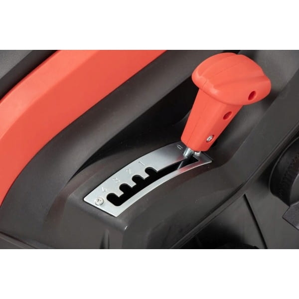 WERTYKULATOR AERATOR ELEKTRYCZNY WNW2000 FAWORYT 2000W 2 WAŁKI BARDZO MOCNY