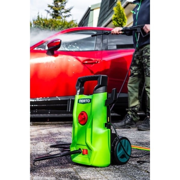 7776401ee809b2e4c25b8239489d1599