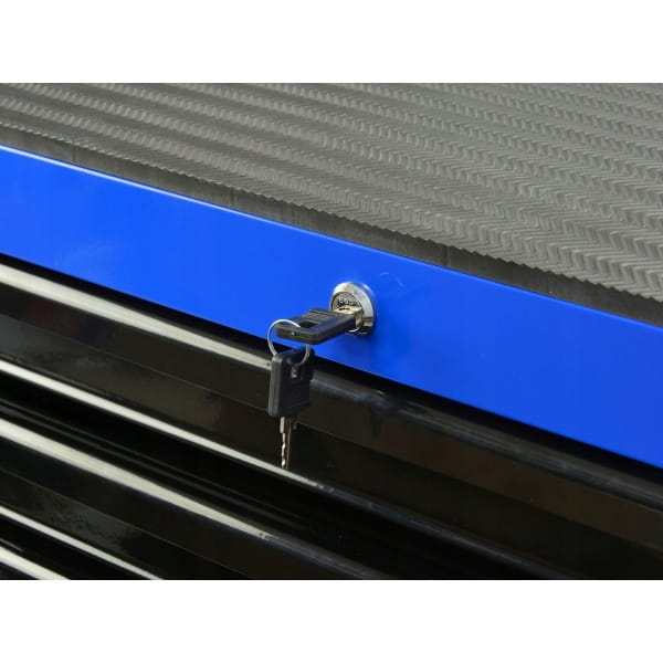 b7dbff52add06bfde67c8d39d7d6dda2