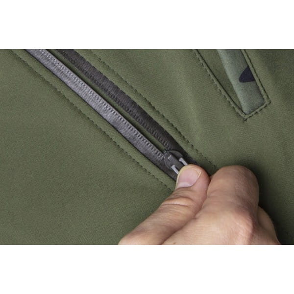 50d43dc5741b280e281b972b2fffdc62