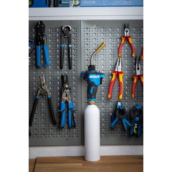 b8e6525b232587f9b21760251f64642b