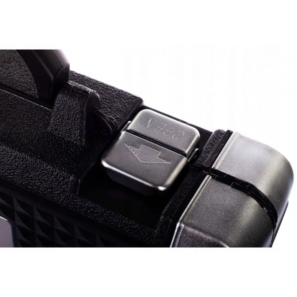 7d8e037391f4c8a21f0f7bfe2c734b13