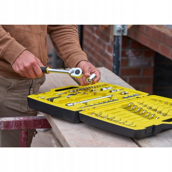 d105d7281b0756003feaf2323d154bb9