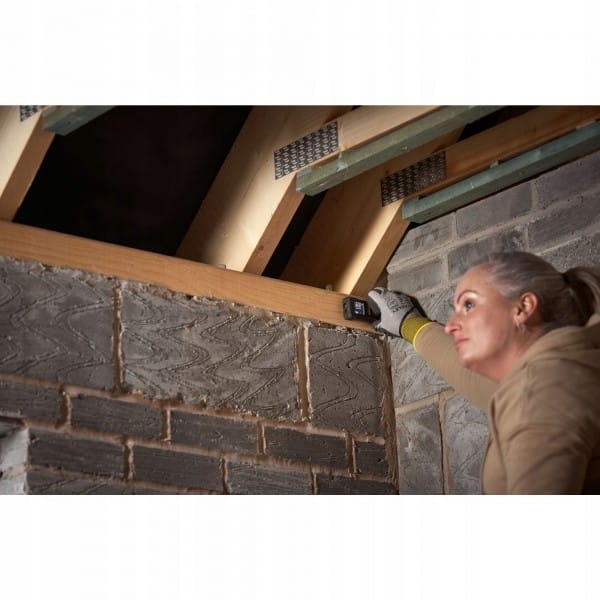 f8d917a0b3ad549f5ce57c1dcae77009