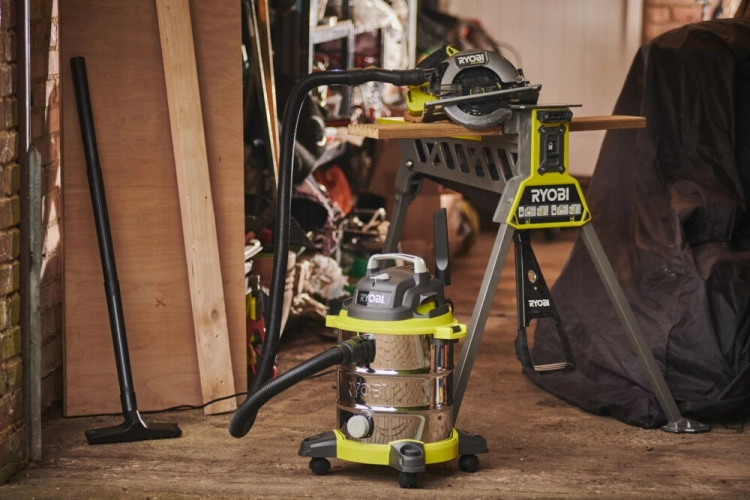 RYOBI ODKURZACZ 1250W NA MOKRO I NA SUCHO 20L +AKCESORIA RVC-1220I-G