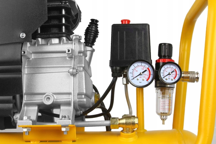 KOMPRESOR OLEJOWY SPRĘŻARKA POWIETRZA 50L 2xMANOMETR 216L/min 230V/50Hz