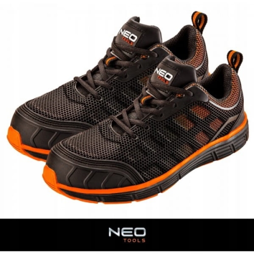 18f221fd2f944070fba5a3ed9e6bff8c