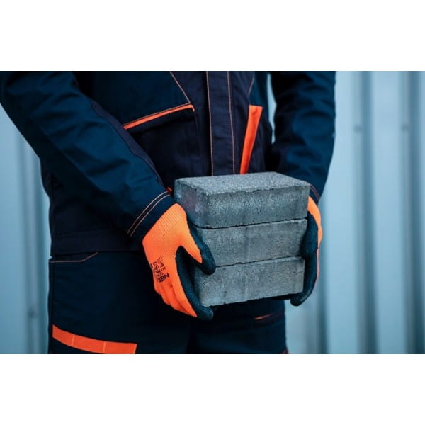 1c4007cb24eb386f9fb25864d3679b81